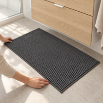 Detail eines enthaltenen Artikels aus: Badematten im 2er-Set, Anthrazit, je 50 × 80 cm. Die Hauptansicht zeigt das vollständige Set.