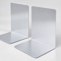 Ansicht 5: Buchstützen in Silber.